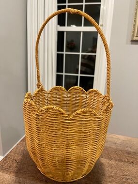 Source Unknown Yellow Wicker Basket with Handle